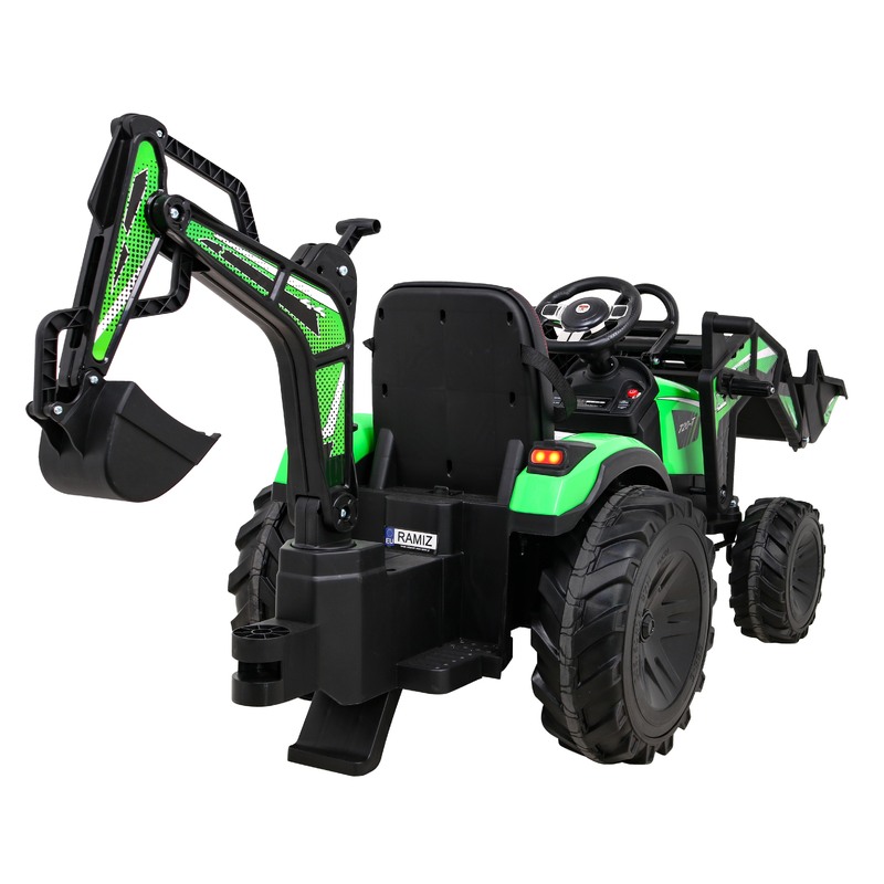 Elektriskais traktors 720-T ar piekabi un lāpstu, zaļš