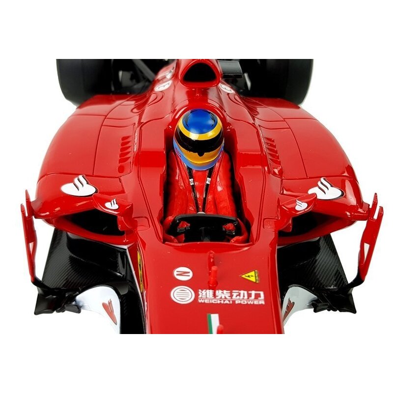 Ferrari F138 tālvadības sporta automašīna, sarkana